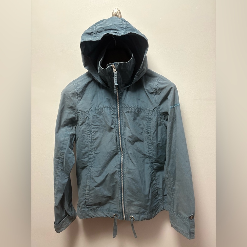 *Columbia Teal Hooded Light Jacket